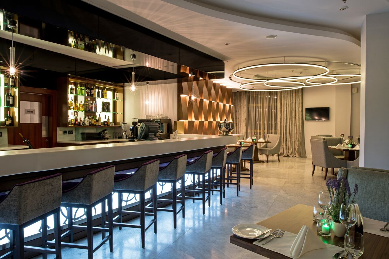 Vandos Bar